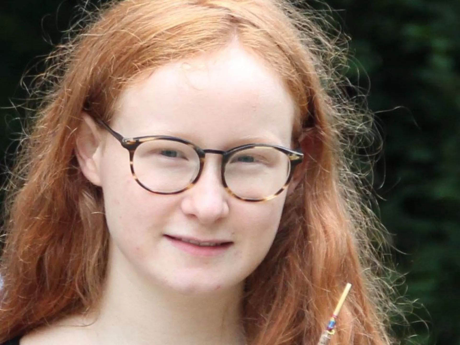 Porträt von Evelyn Holzinger mit Oboe