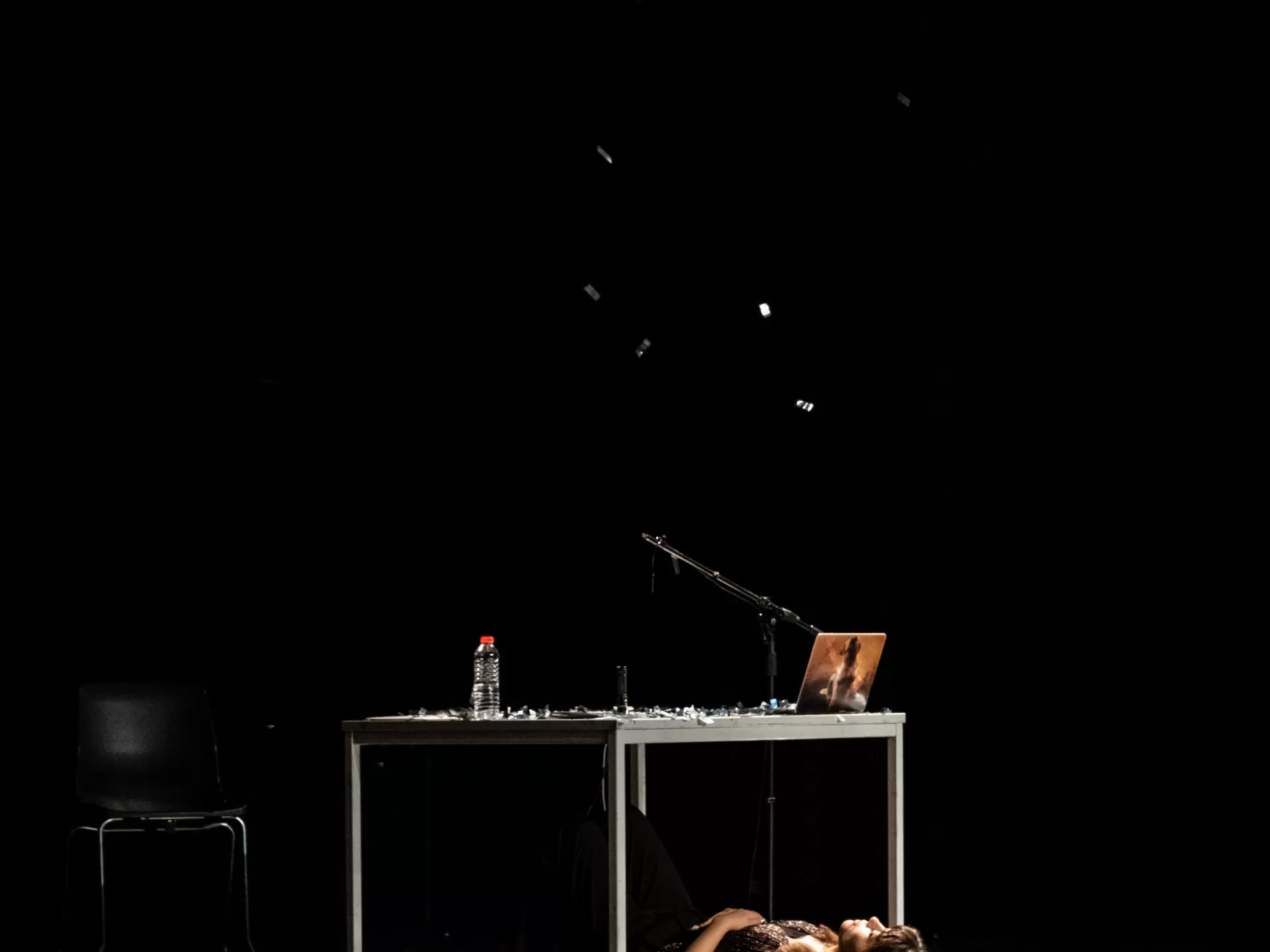 2020_theaterabend_happybirthday_regie_rezaei_03_cchristianschuller