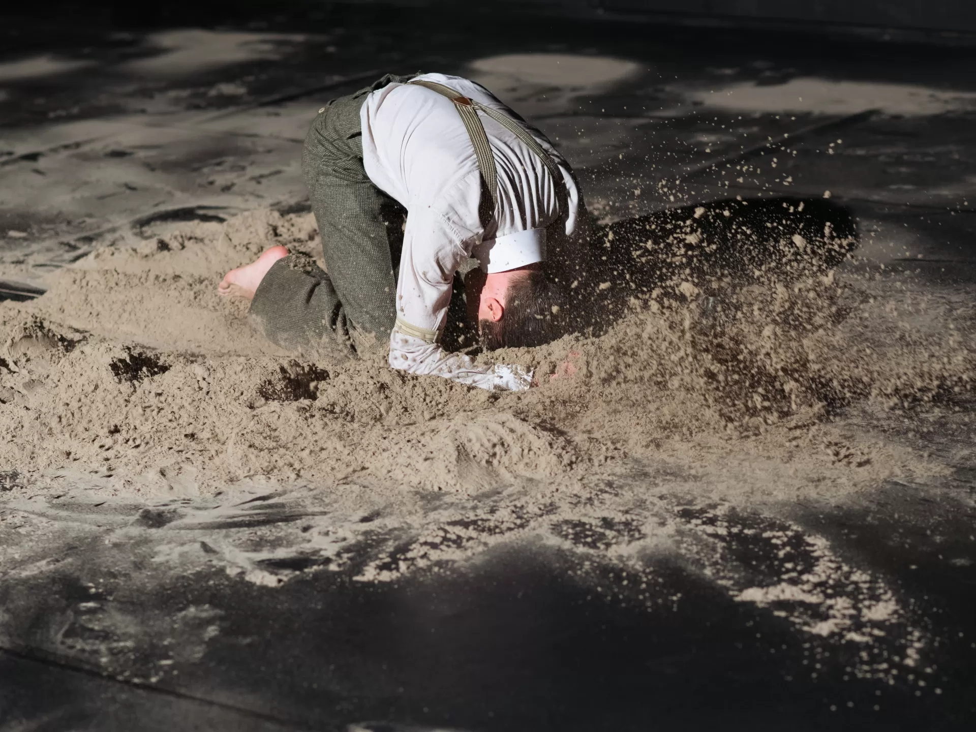 2021_stpiii_kleinermannwasnun_regie_bueshel_14_cmarvinfuchs