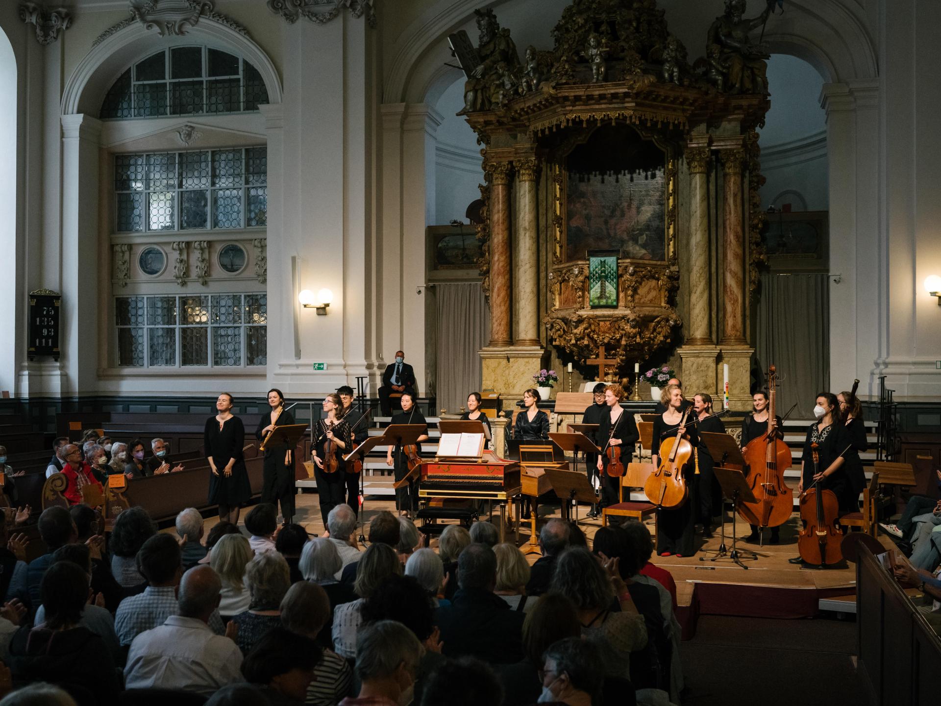 Barock-Orchester in der Kirche des Schloss Weilburg.