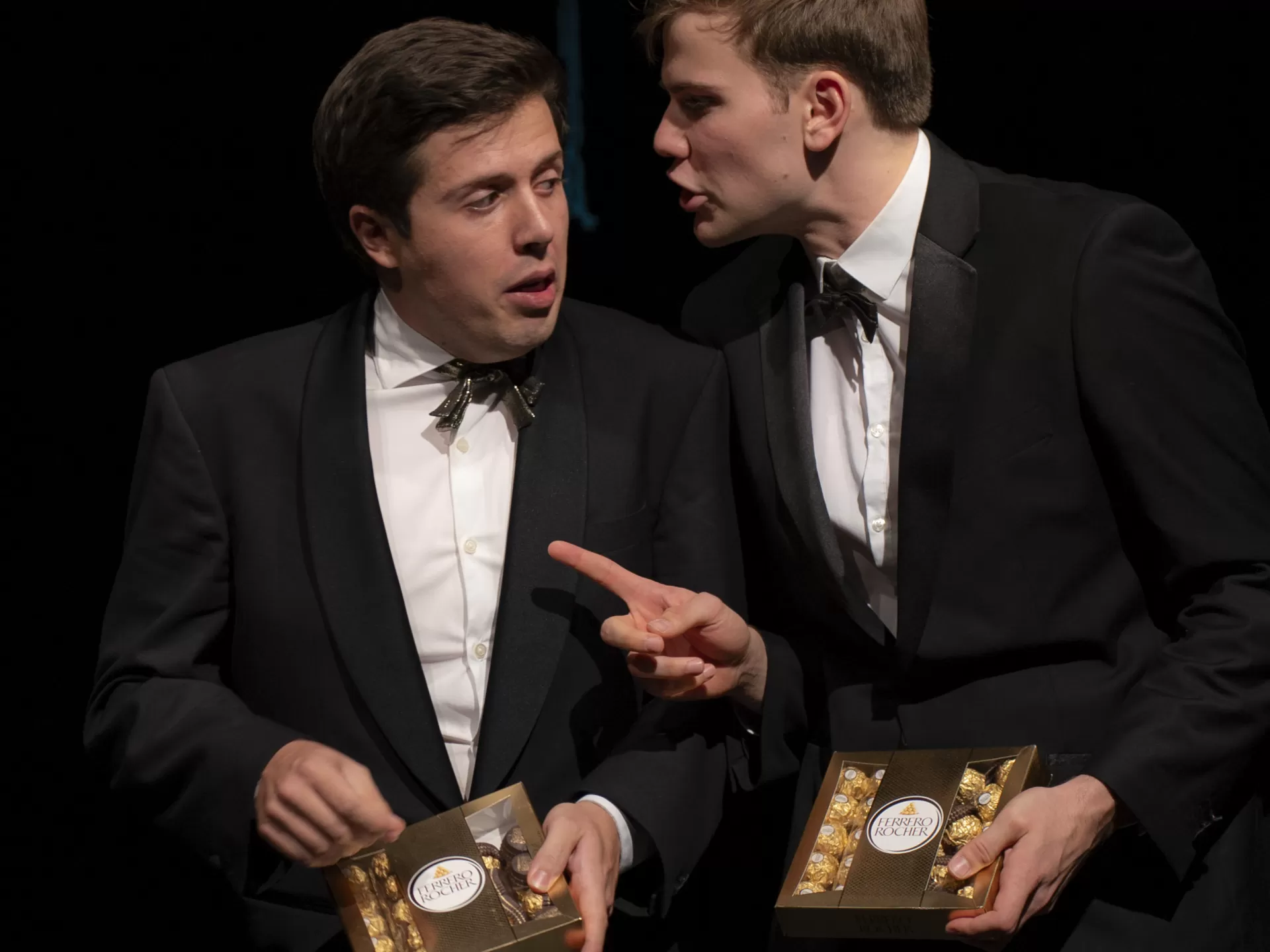 Zwei Männer im Anzug