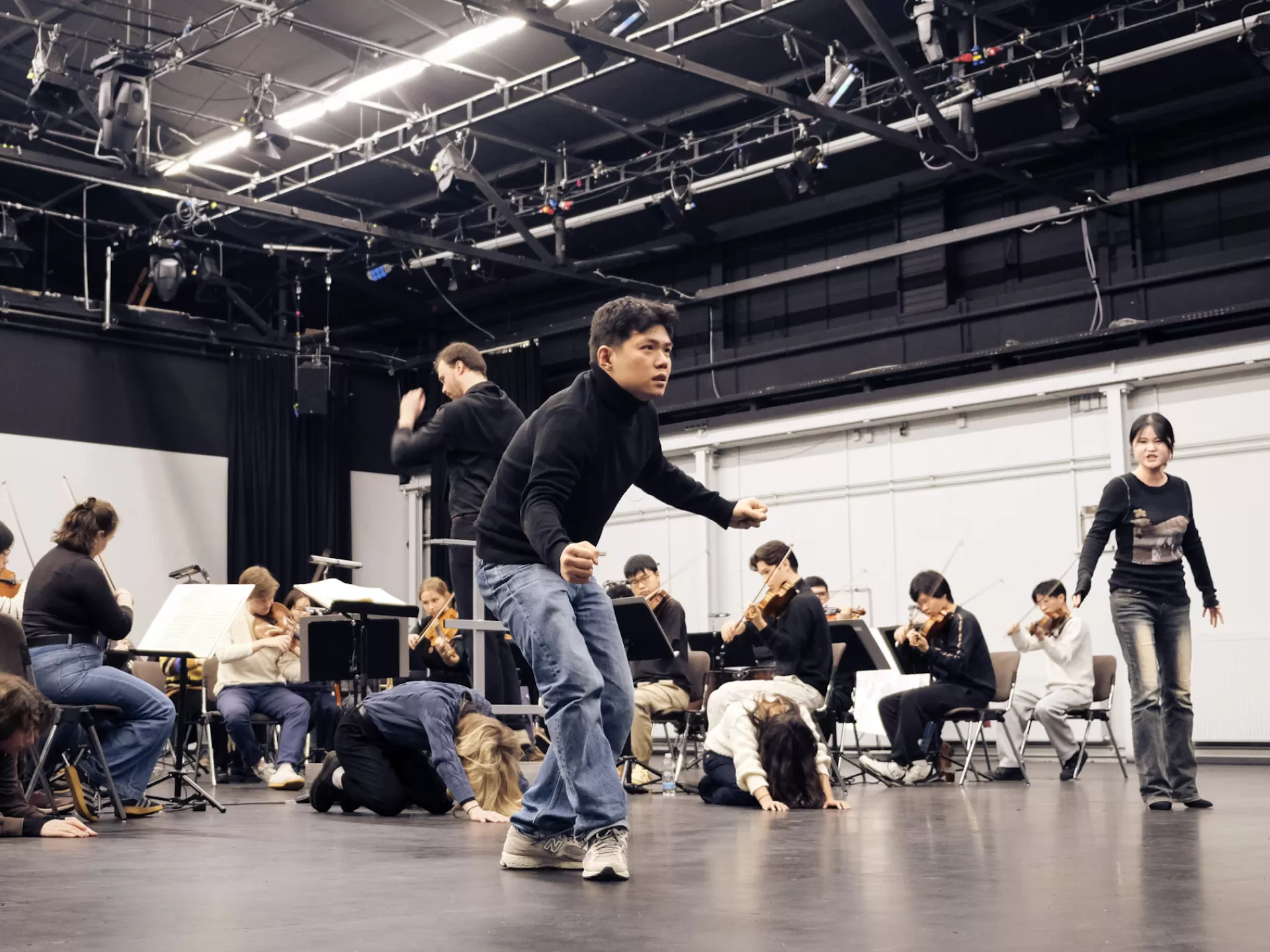 Probenszene im Frankfurt LAB