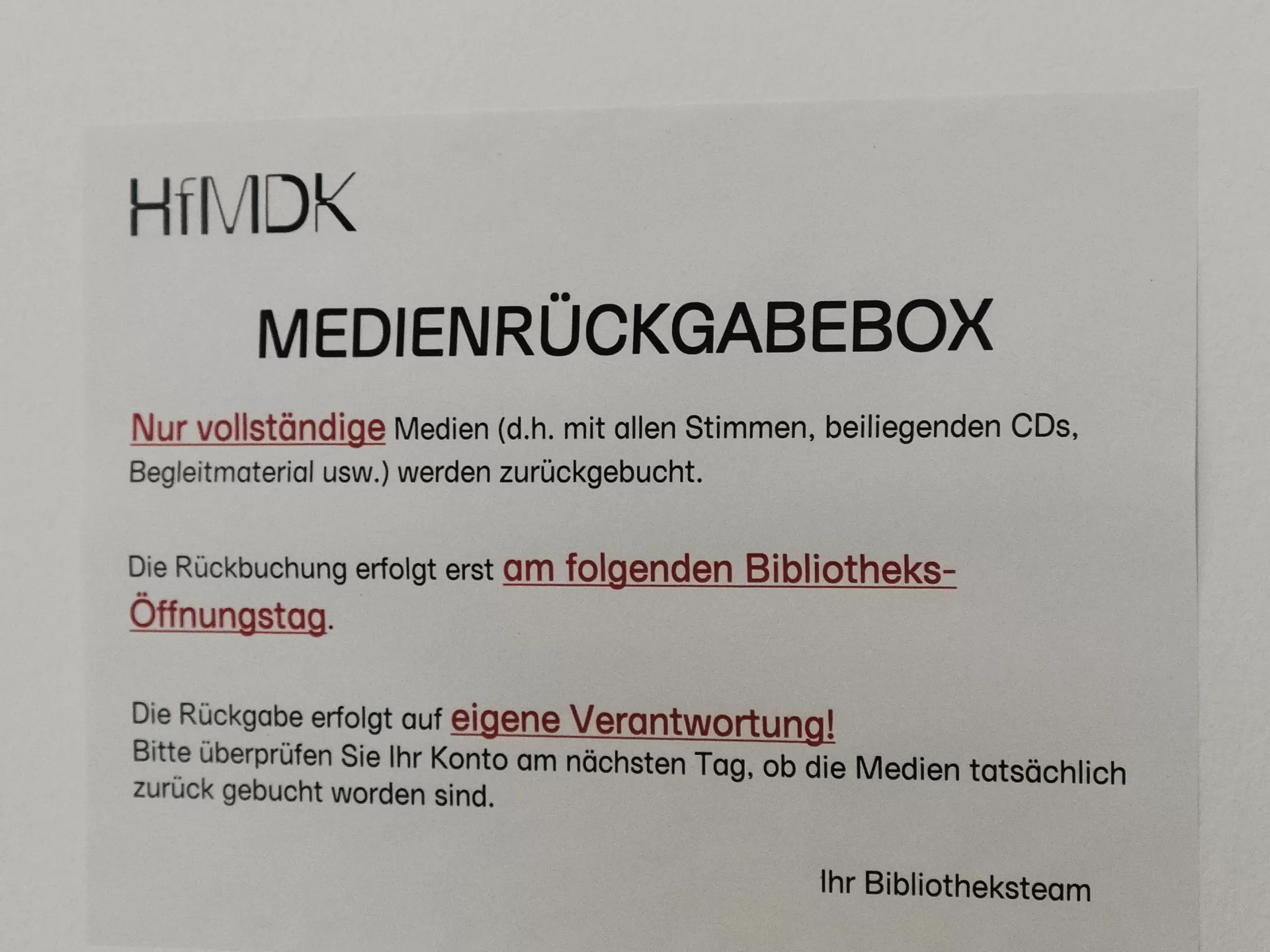 Kurzregeln der Medienrückgabebox