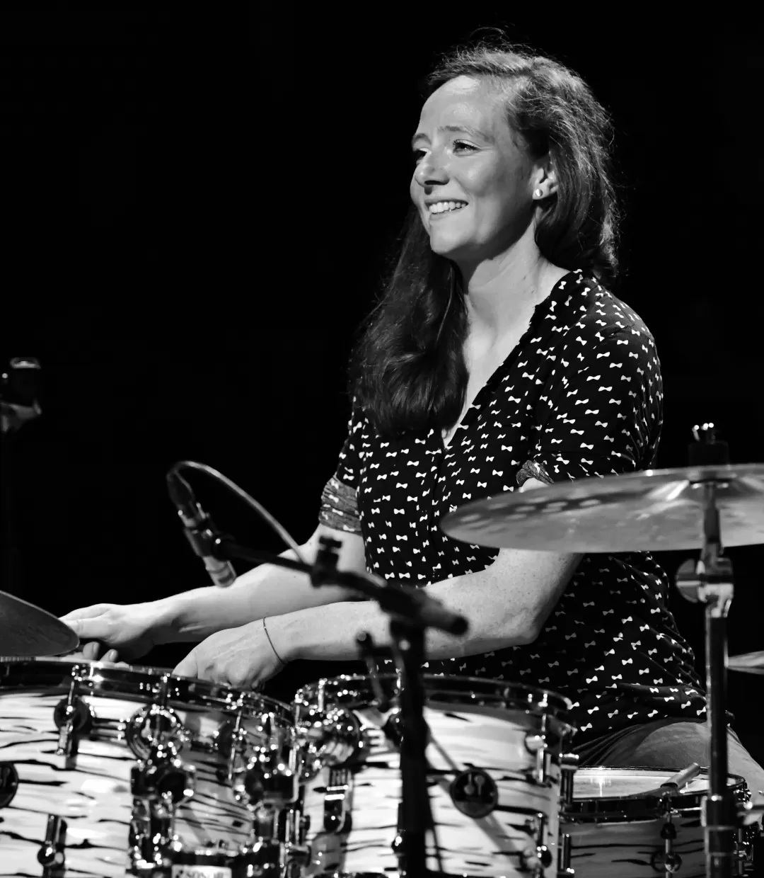 Christin Neddens am Drum-Set
