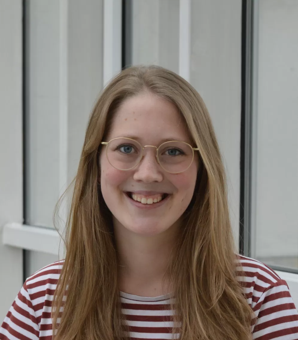 Portrait von Adela Evers