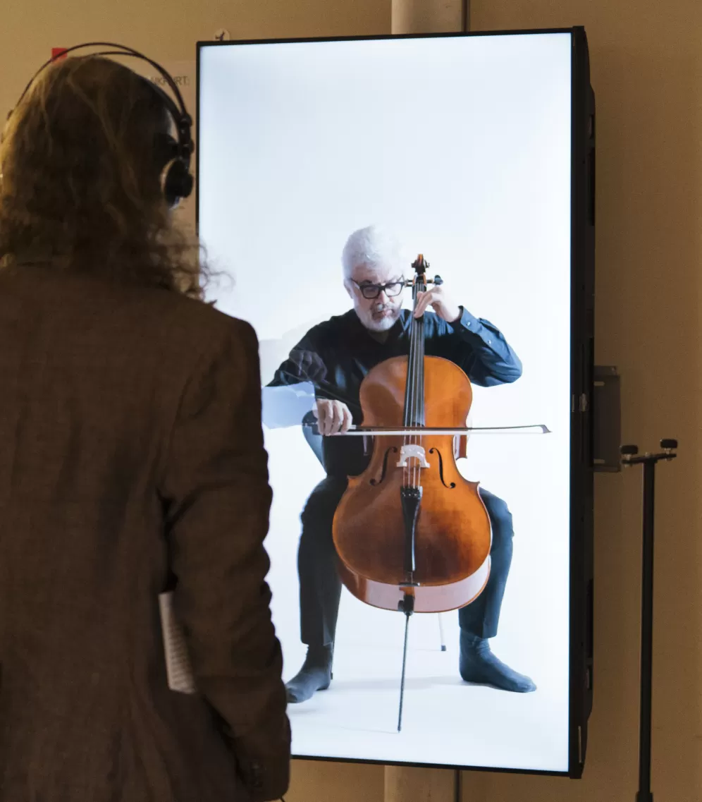 Lucas Fels in einem Projekt von Koka Nikoladze, Neue Musik Nacht 2023