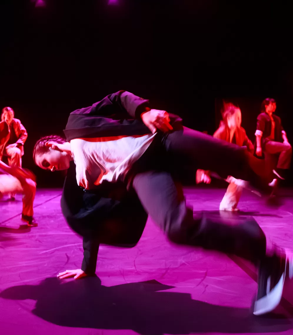 Picture of Júlia dancing