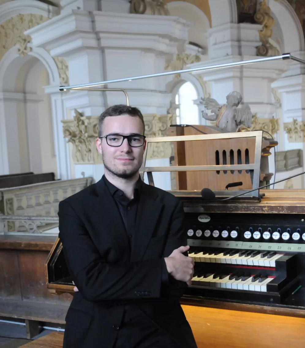 Organist