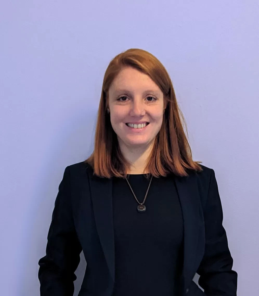 Dieses Bild zeigt Nina Koch, Mitarbeiterin im KBB der HfMDK Frankfurt