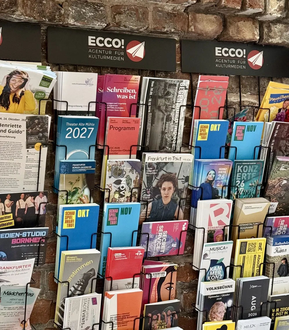 Das Magazin Frankfurt in Takt in einem Ecco-Kulturständer