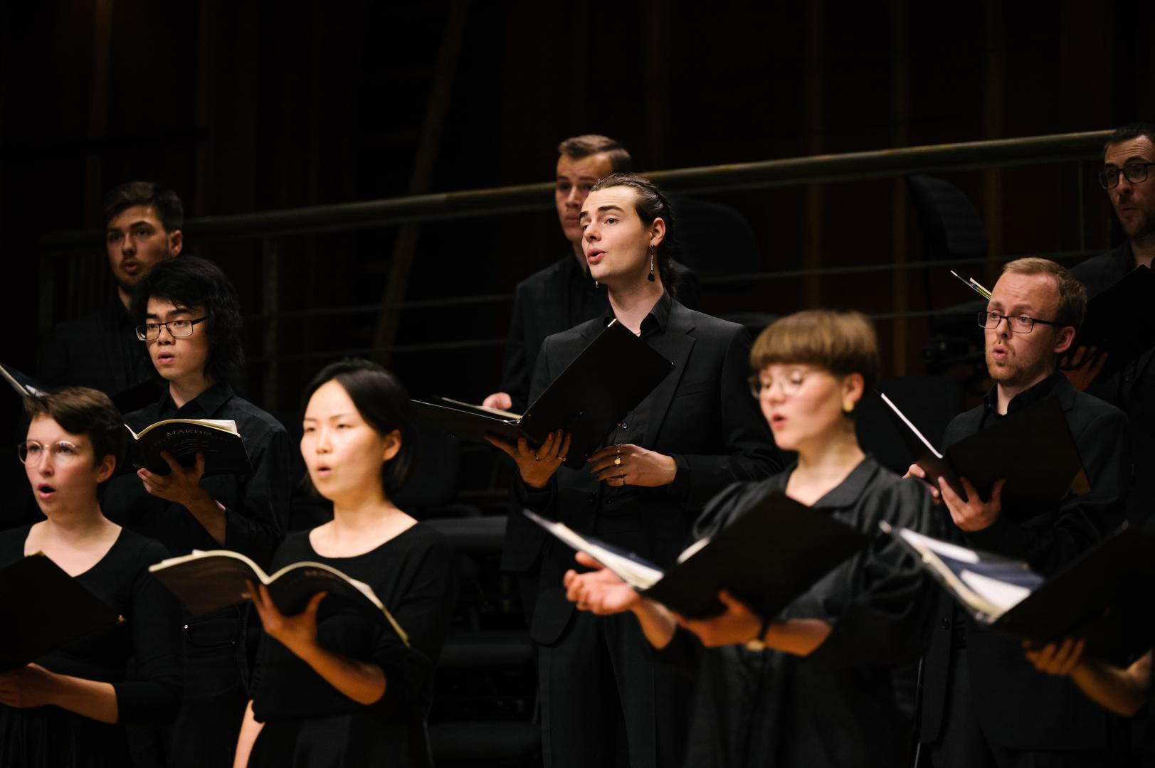 Konzert des Kammerchors auf der Bühne des Großen Saals 