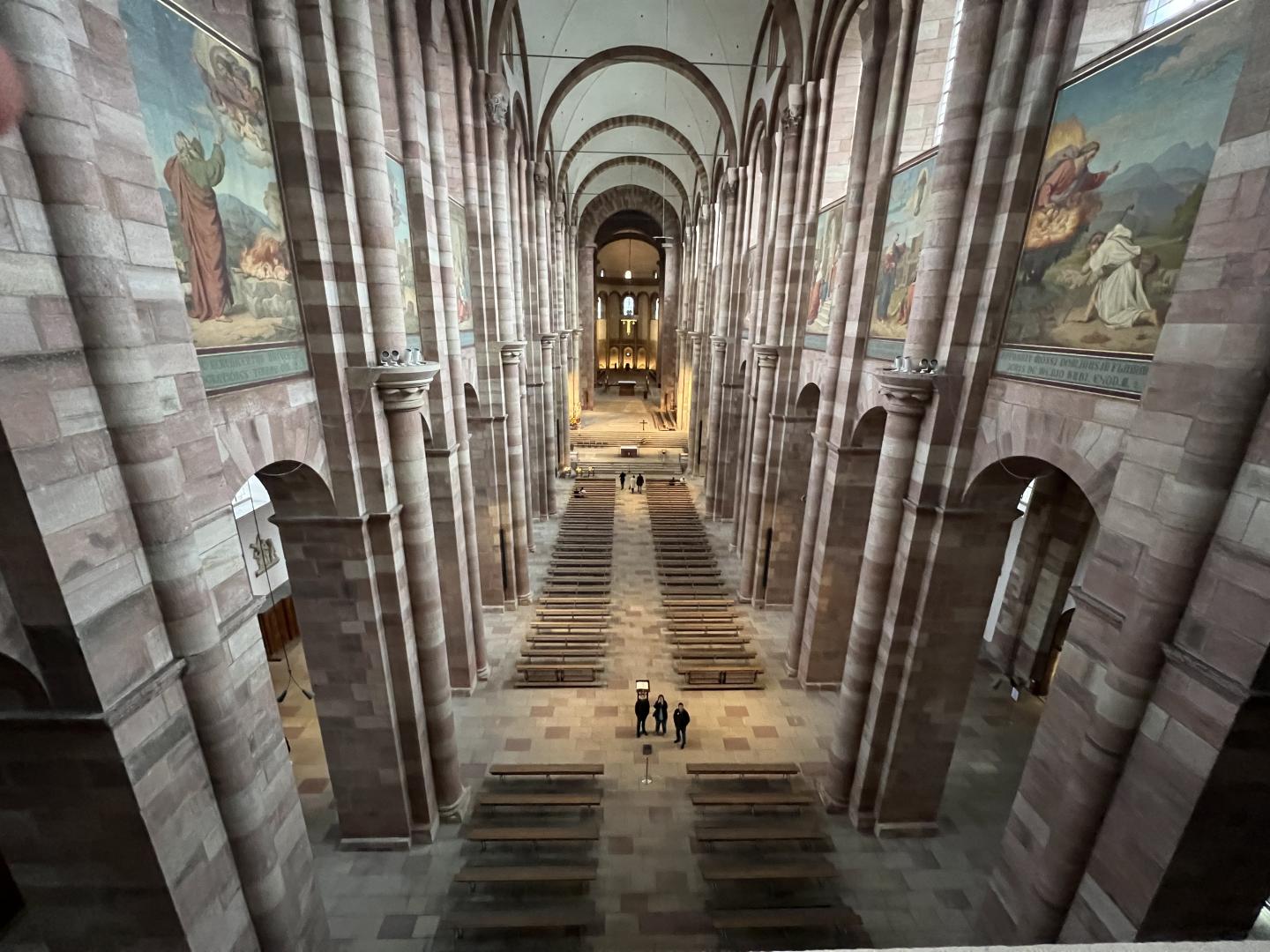 Blick von Orgelempore in den Speyerer Dom