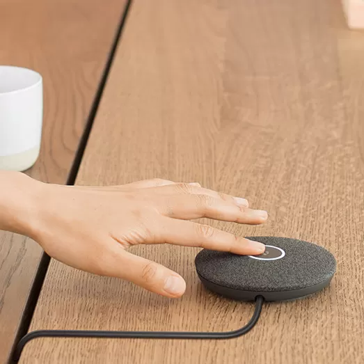 Bild zeigt ein Tischmikrofon