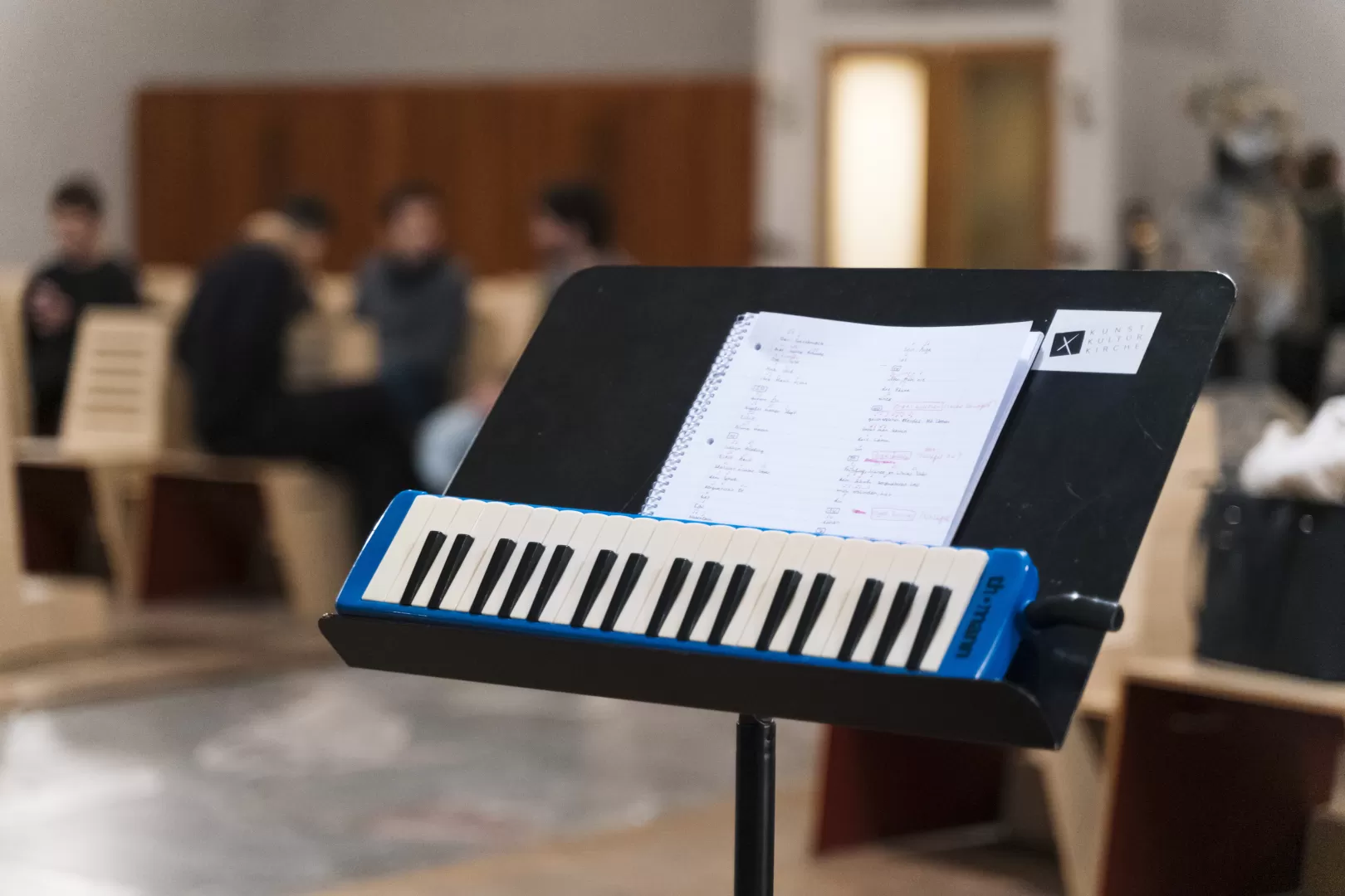 Stiftungsgastprofessur Komposition 2023/34 mit Blablabor, 1. Arbeitsinsel, Performance in KunstKulturKirche 