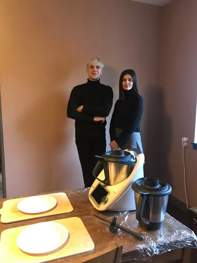 Yannick Sturm und Laura Nikolich im historischen May-Haus