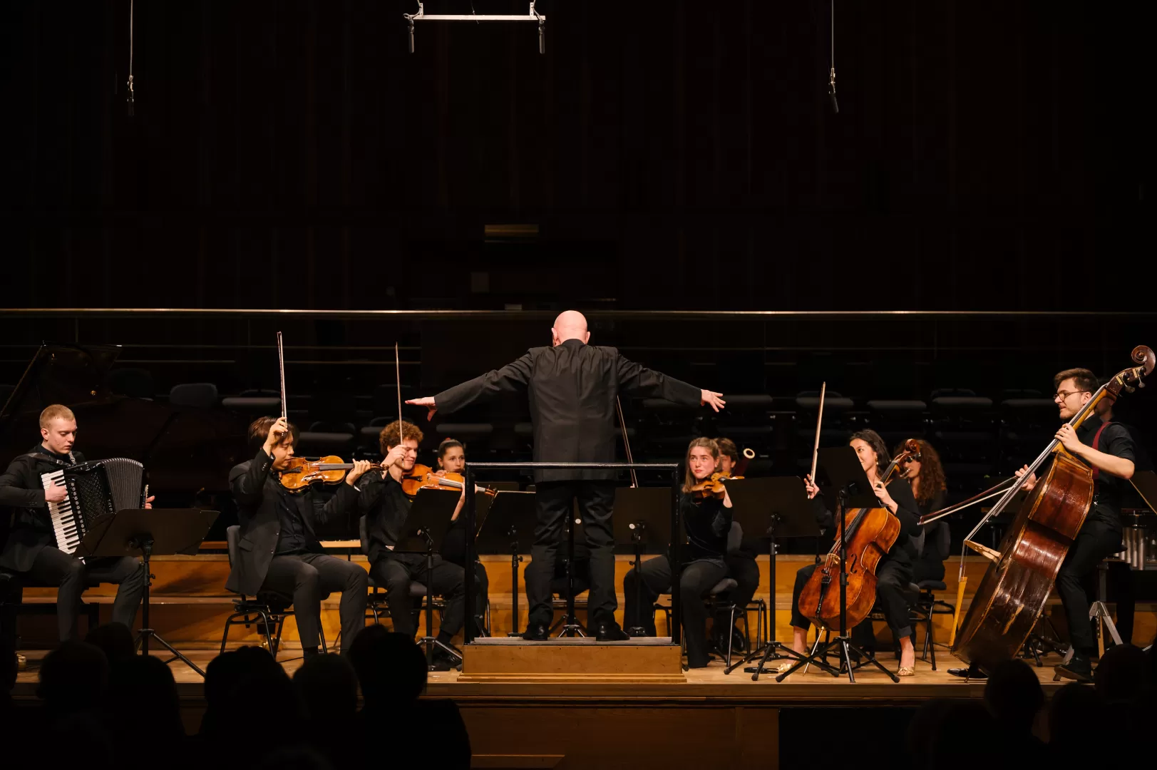 Christoph Eschenbach dirigiert das Studierendenensemble