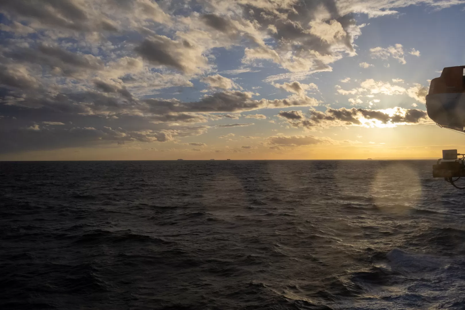 Sonnenuntergang über Meer