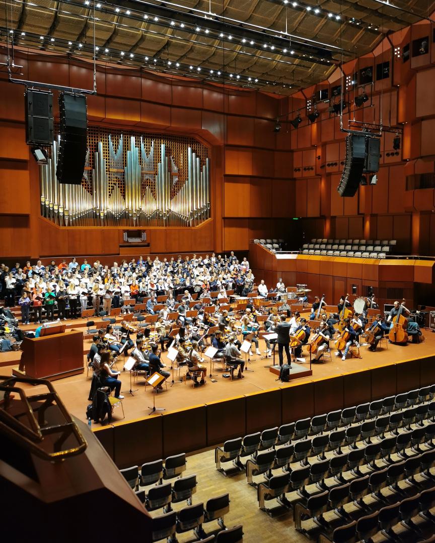 Probe: Musiker*innen auf der Bühne