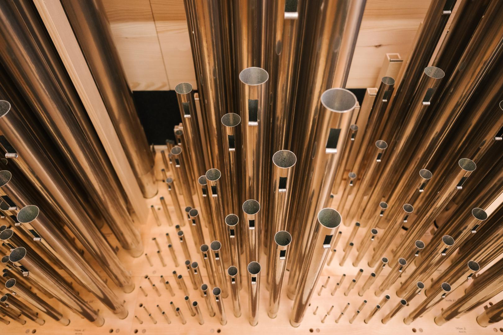 Orgelpfeifen der Rieger-Orgel