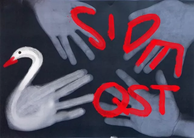 Handabdrücke, einer als Schwan dargestellt, in roter Schrift SideQST geschrieben
