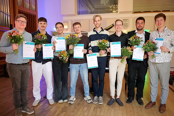 Preisträger*innen des 17. Bundeswettbewerb Schulpraktisches Klavierspiel CARL BECHSTEIN