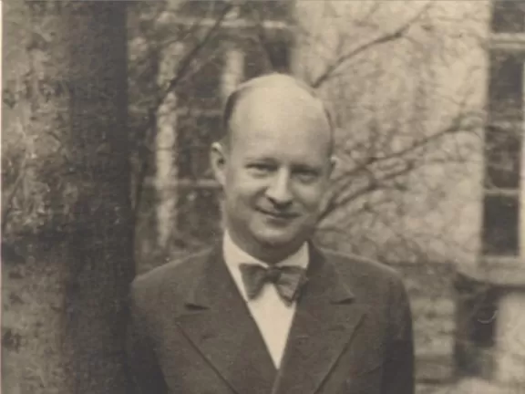 Schwarz-weiß Porträt von Paul Hindemith