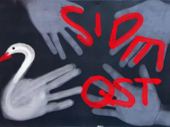 Handabdrücke, einer als Schwan dargestellt, in roter Schrift SideQST geschrieben