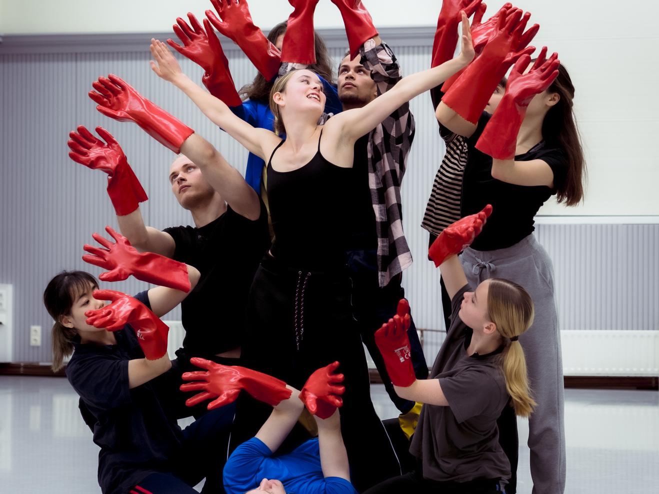 Wintertanzprojekt 2022 Hände