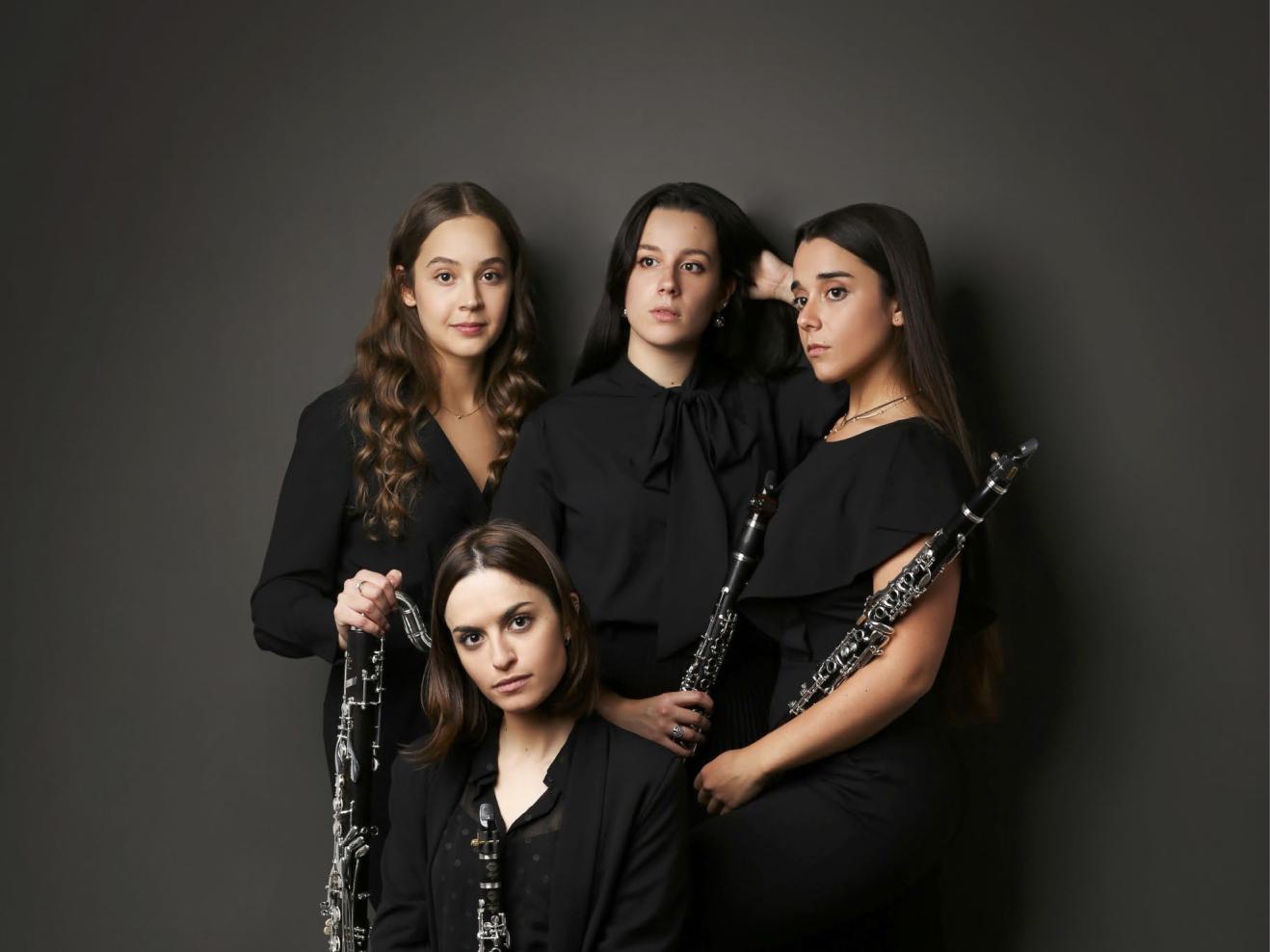 Porträtaufnahme der vier Musikerinnen des Liv Quartets
