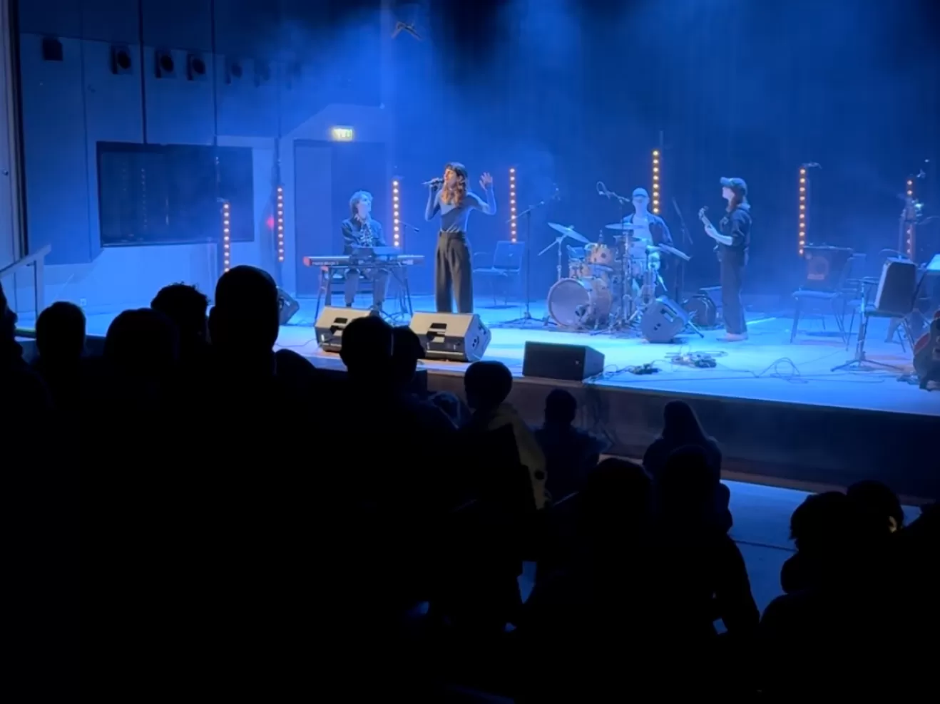 NURIA NOBA & Band beim Abschlusskonzert des Bandcamps