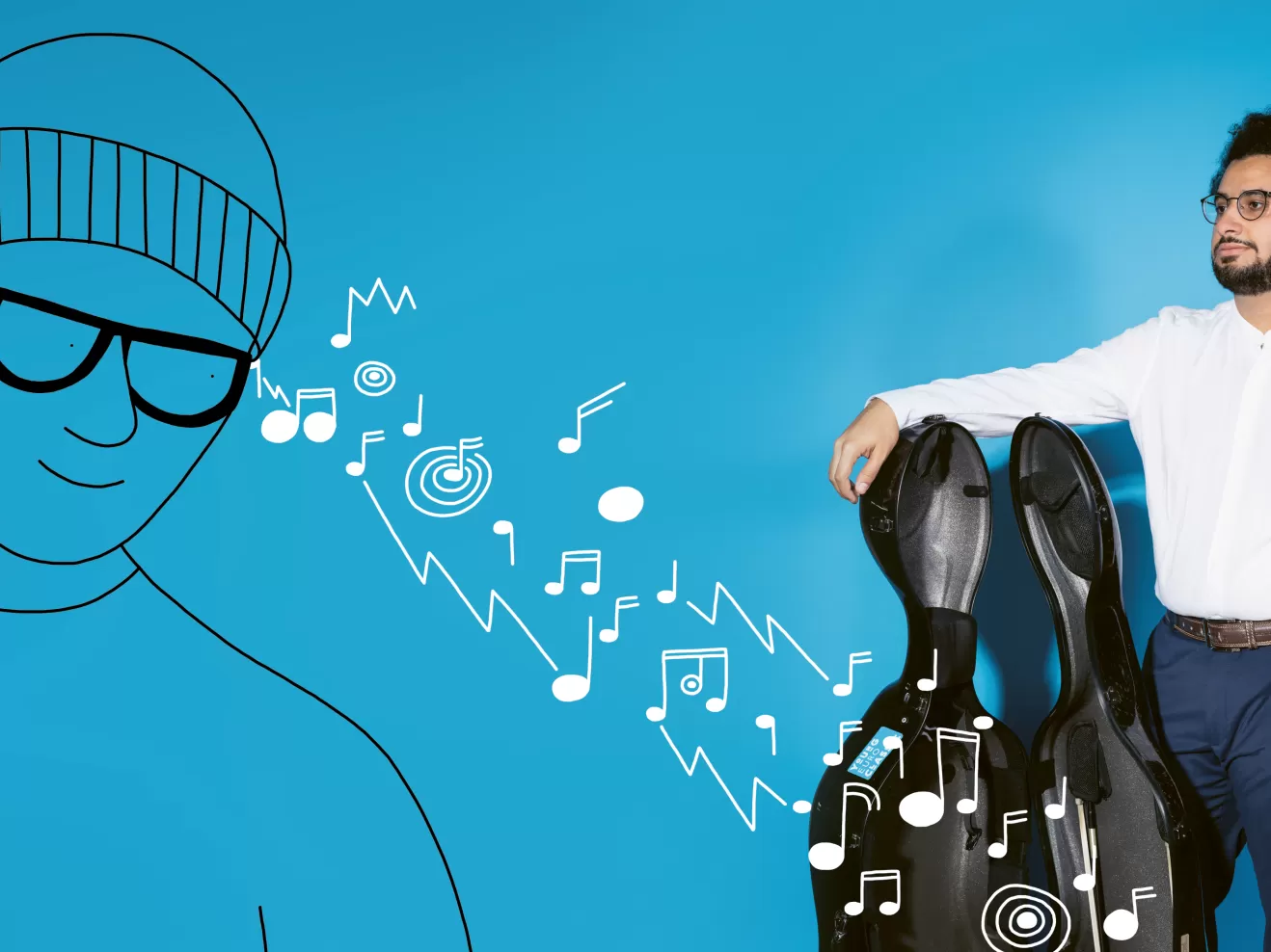 Mischung aus Foto und Illustration: Ein Student steht mit offenem Instrumentenkoffer vor einer blauen Leinwand. Daraus kommen gezeichnete Noten, die ins Ohr eines gezeichneten Menschen gehen.