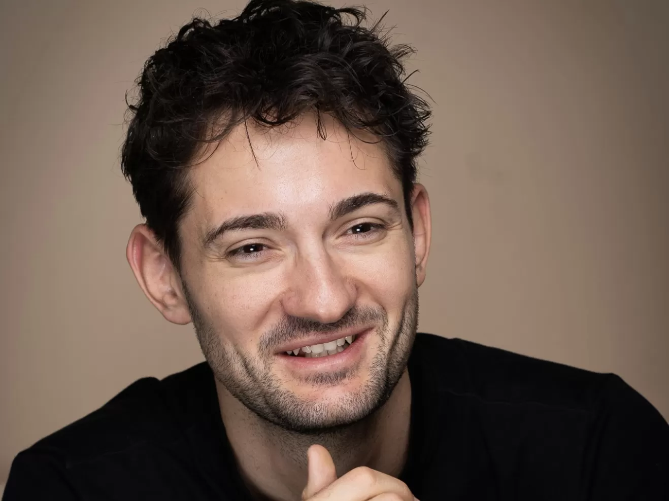 Porträtfoto von Philipp Schneider