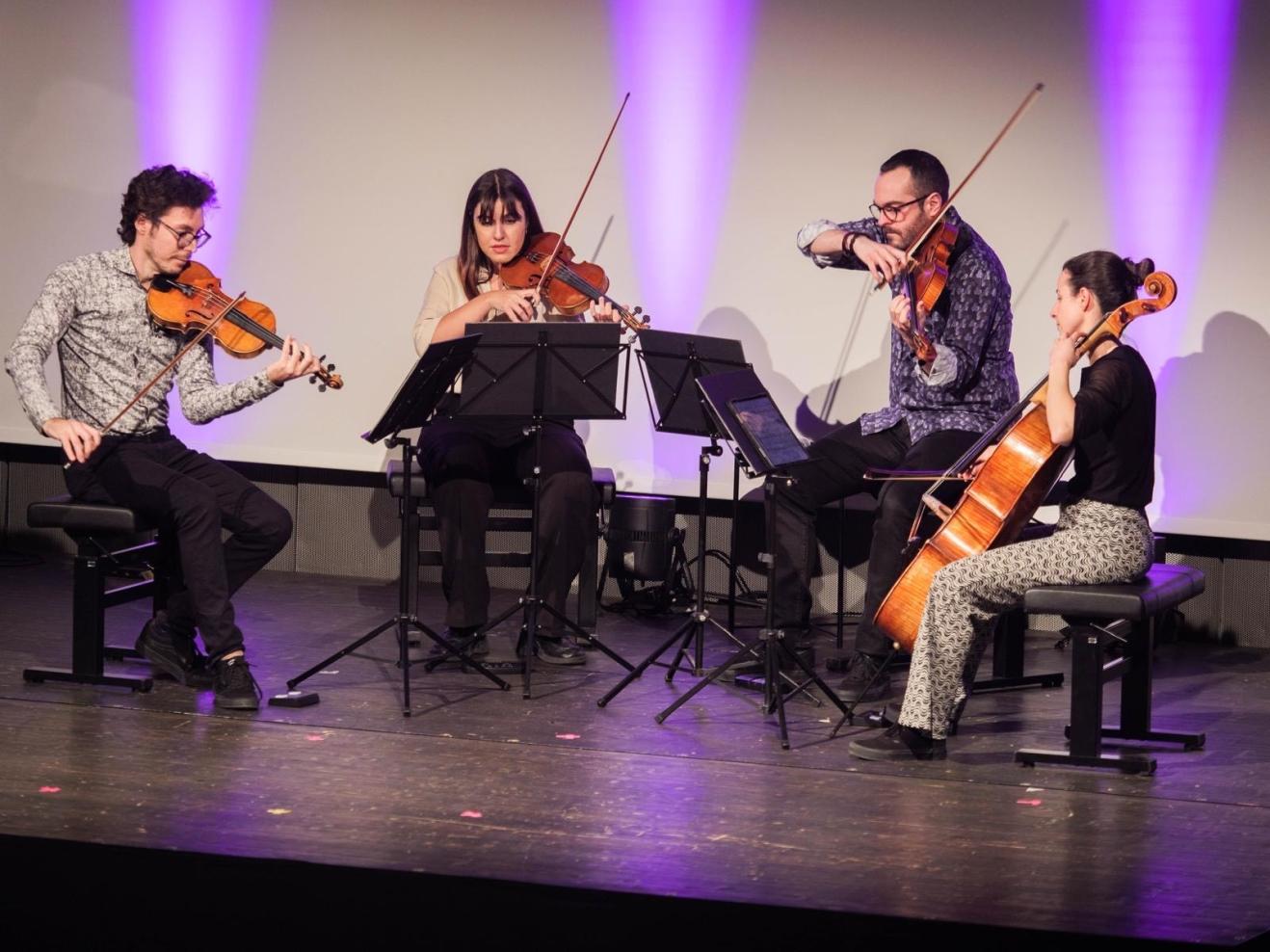 musizierendes Quartett