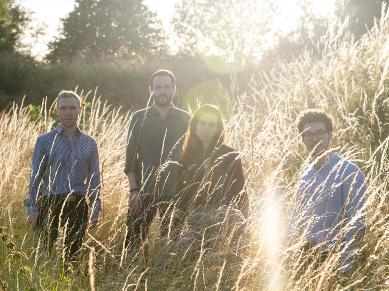 4 Musiker*innen in der Natur