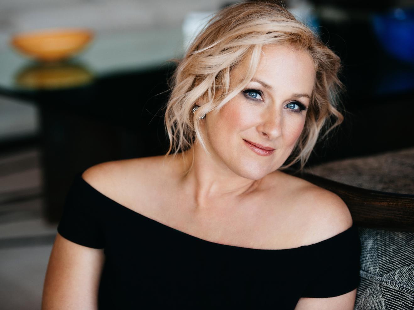 Diana Damrau gibt Masterclass an der HfMDK Frankfurt Porträt von Diana Damrau