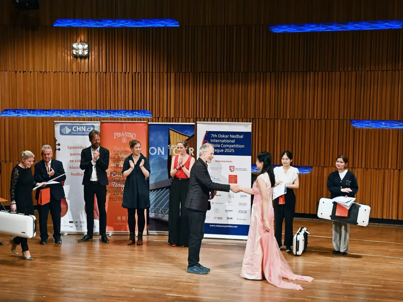 Xunyu Zhou bei der Preisverleihung des Wettbewerbs