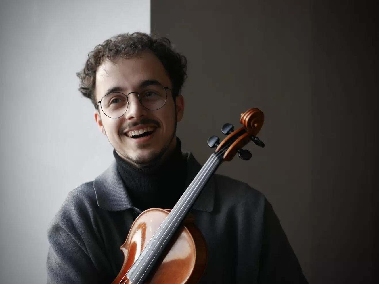 Arsham Arasteh