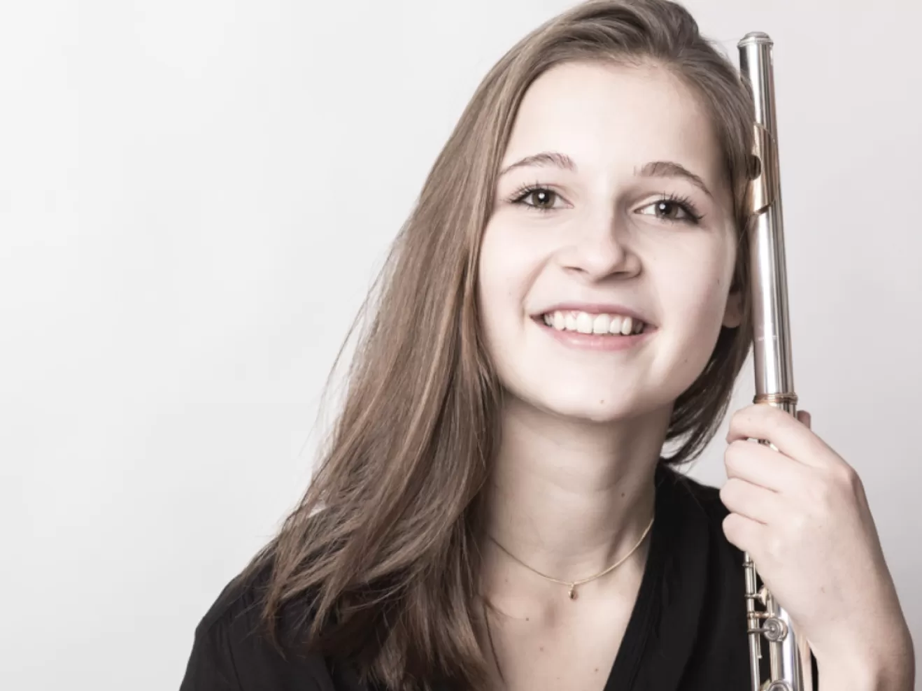 Antonia Heyne mit Flöte